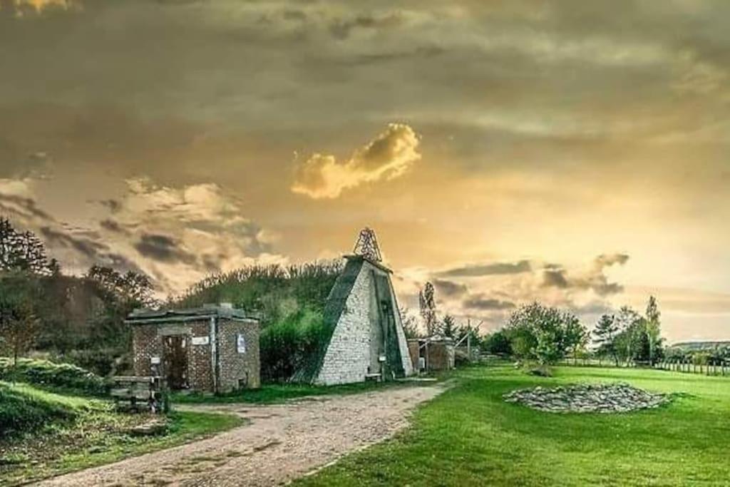 La Poudriere : Lieu Insolite, Havre De Paix Villa Vielsalm Bagian luar foto